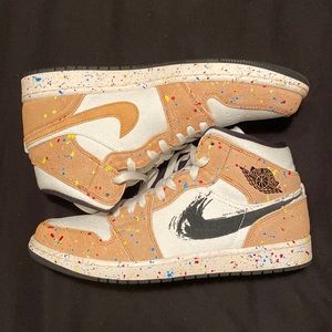 Jordan 1 Mid SE Brushstroke